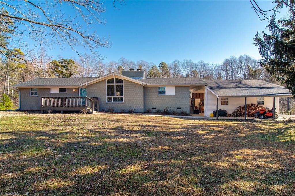 4718 Sandy Camp Road High Point, NC 27265 - Photo 2 of 27