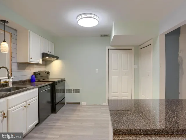 $300,000 | 221 South 31st Street, Harrisburg, PA 17109