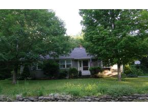 25 Darby Lane Rochester, NH 03839 - Photo 2 of 7