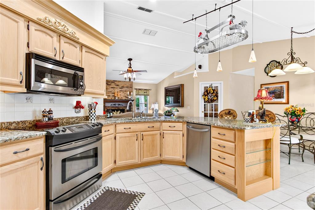 566 Rachael Court Oviedo, FL 32765 - Photo 17 of 75
