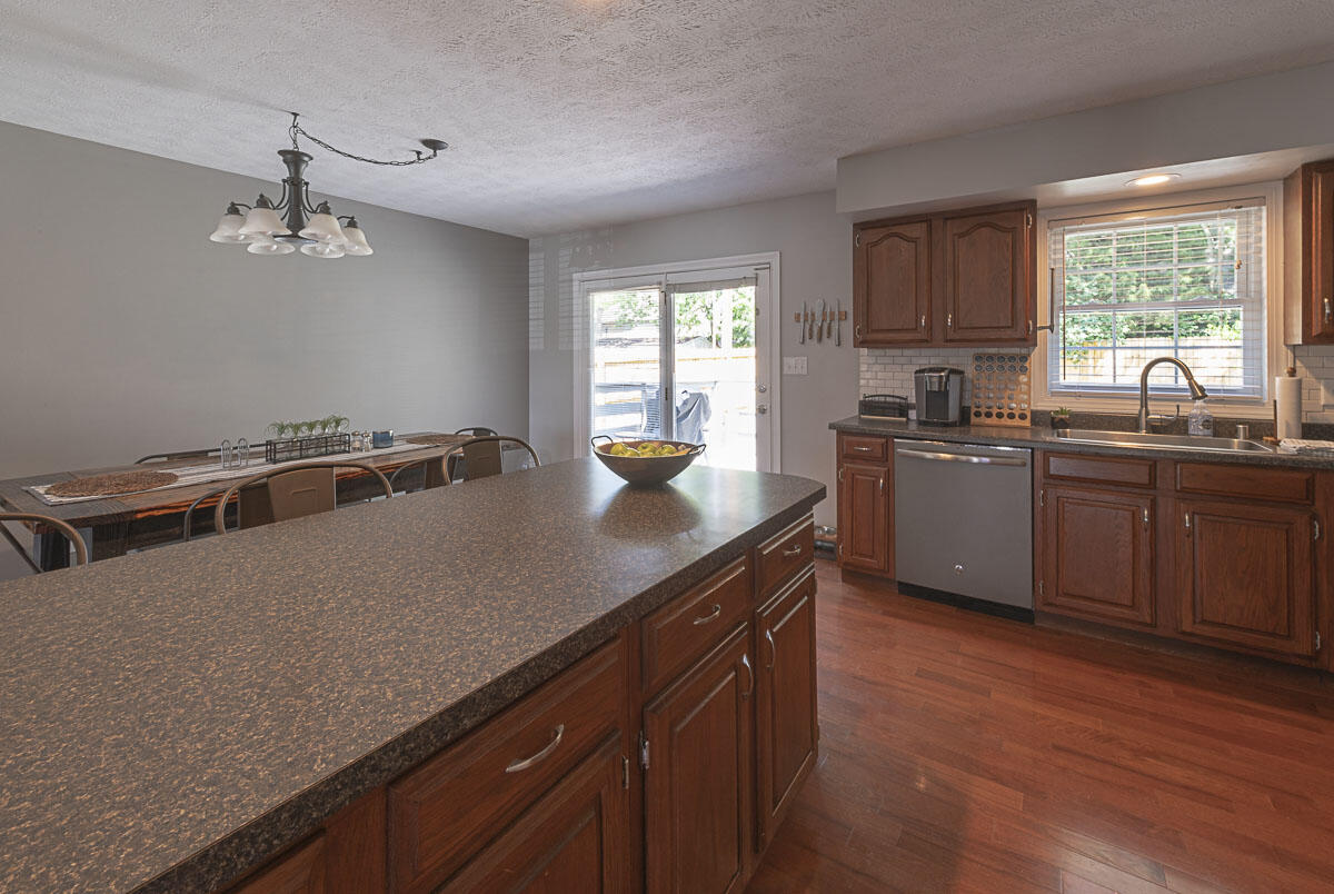 3944 Boston Road Lexington, KY 40514 - Photo 7 of 24 kitchen-4