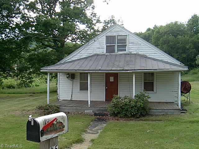 85 Reynolds Road Sparta, NC 28675 - Photo 1 of 3 Exterior Front.