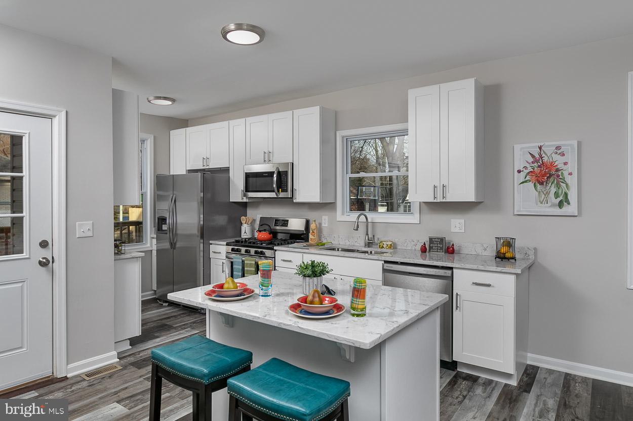 210 West Maple Road Linthicum Heights, MD 21090 - Photo 15 of 46 New Chef's Gourmet Kitchen!
