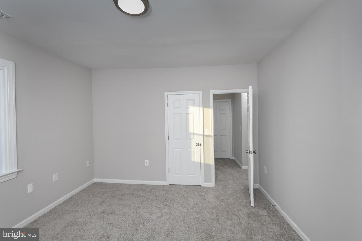 210 West Maple Road Linthicum Heights, MD 21090 - Photo 40 of 46 Tons of space for everyone.