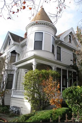 $1,375,000 | 823 Mission Avenue, San Rafael, CA 94901