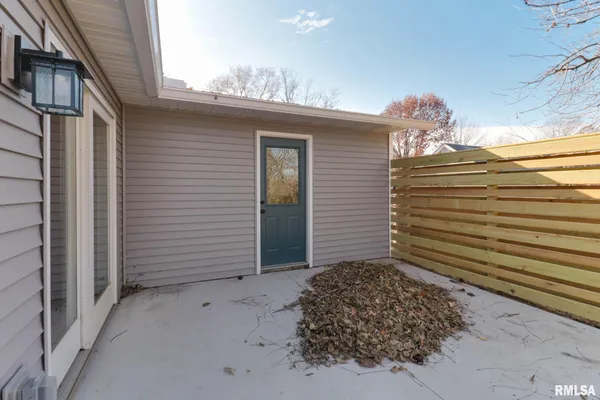 $219,900 | 607 East 2nd Street, Delavan, IL 61734