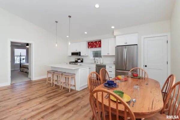 $219,900 | 607 East 2nd Street, Delavan, IL 61734