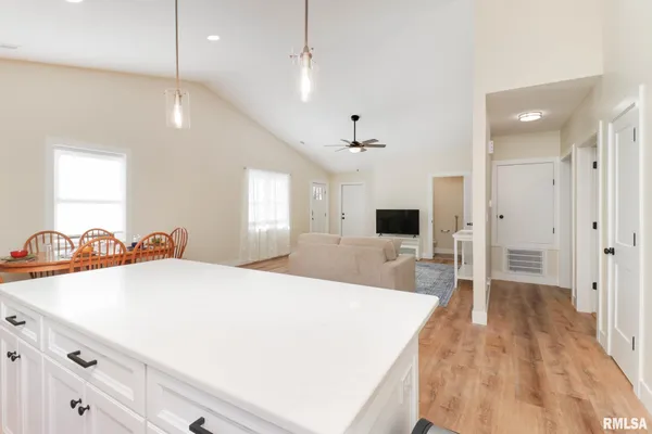 $219,900 | 607 East 2nd Street, Delavan, IL 61734