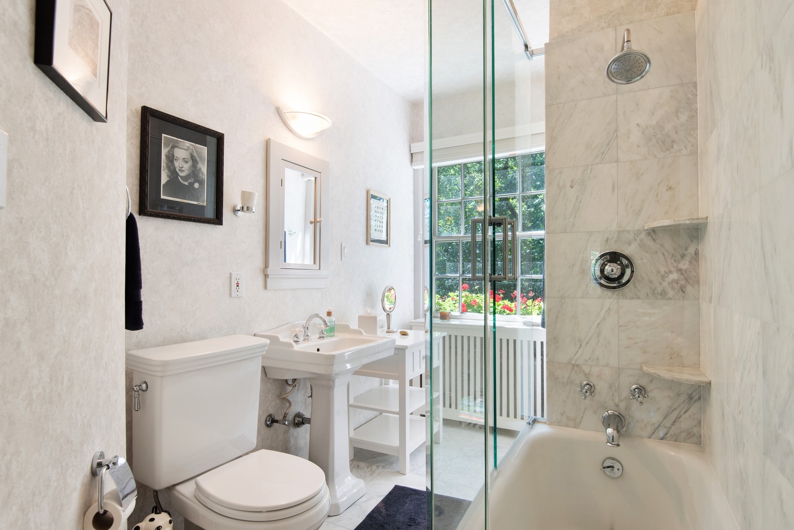 1011 Sheridan Road Evanston, IL 60202 - Photo 22 of 43