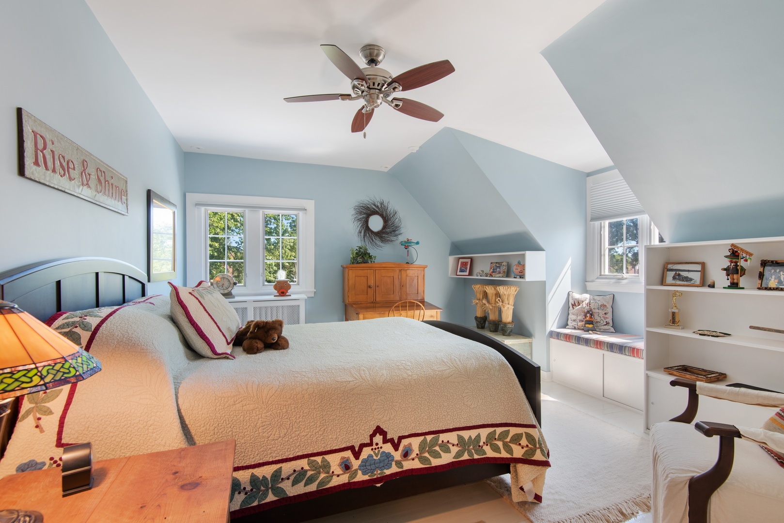 1011 Sheridan Road Evanston, IL 60202 - Photo 23 of 43