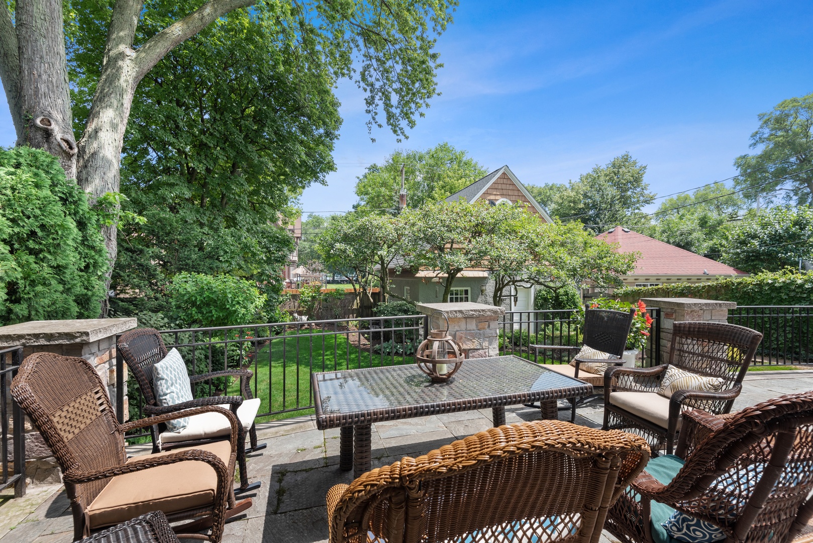 1011 Sheridan Road Evanston, IL 60202 - Photo 28 of 43