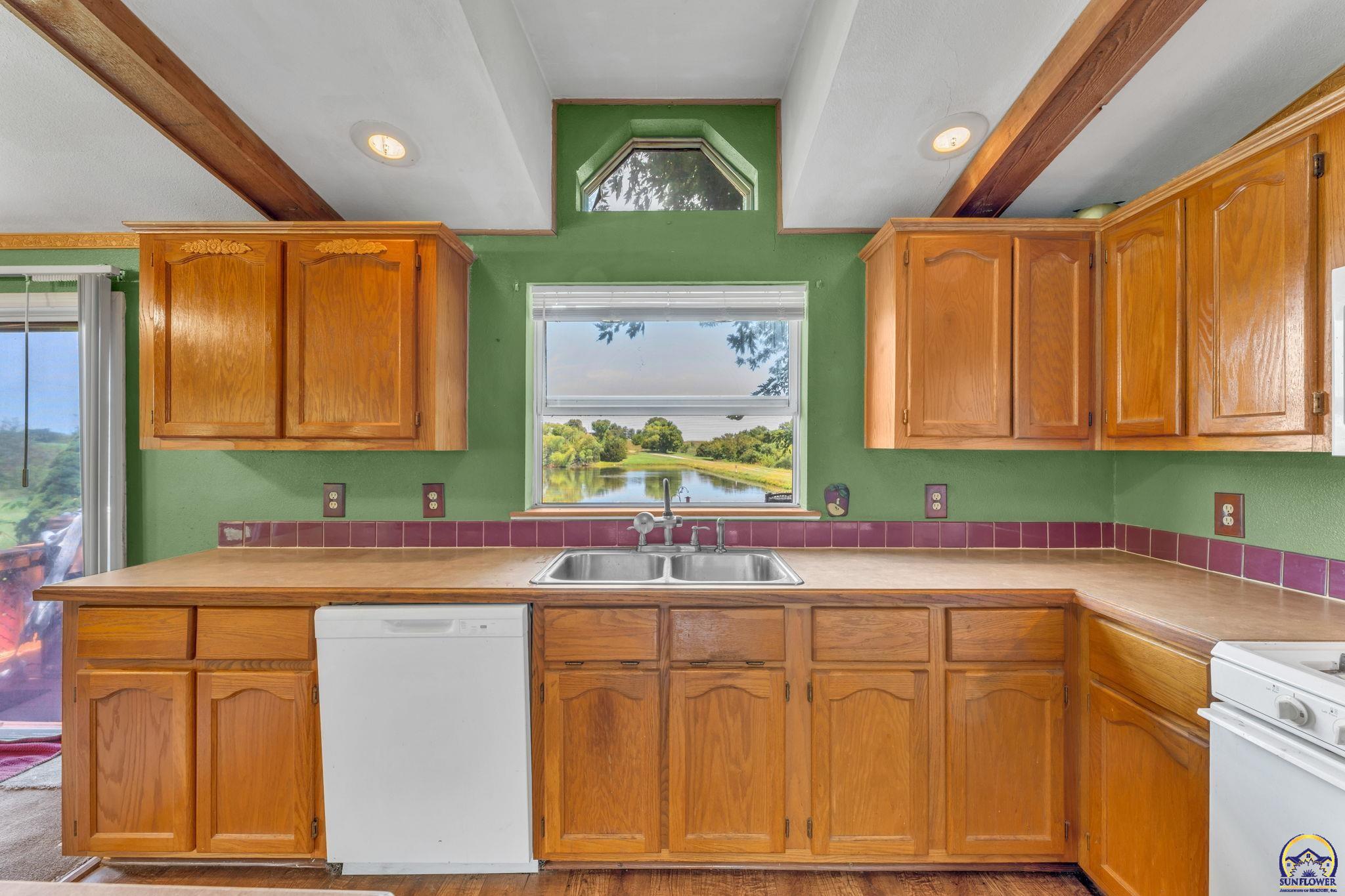 10035 West Lake Road Ozawkie, KS 66070 - Photo 18 of 64 Gallery Image 18