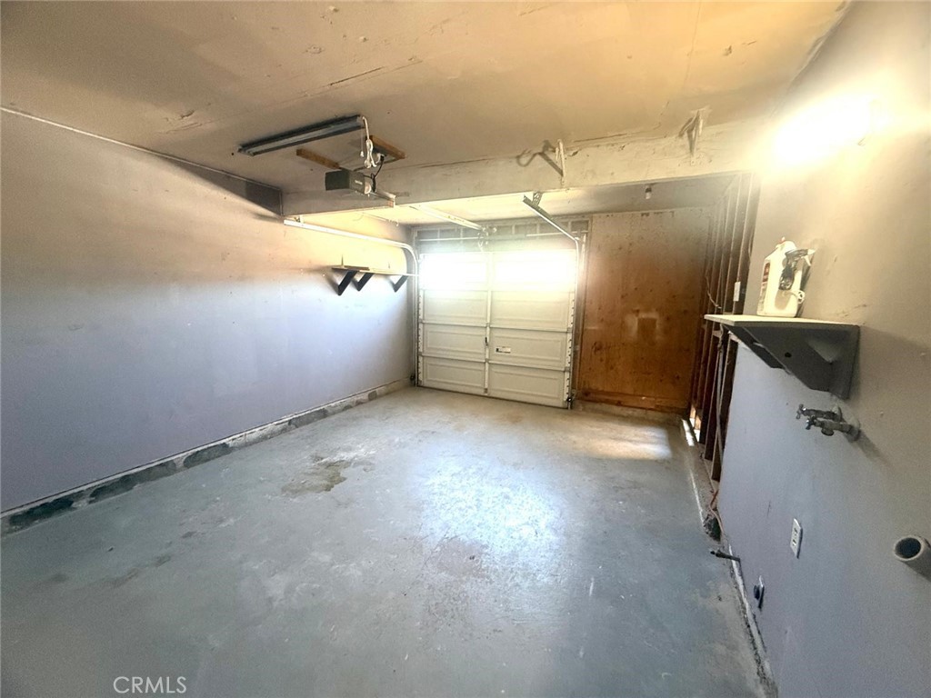495 West 13th Street Perris, CA 92570 - Photo 20 of 32 a view of a garage room