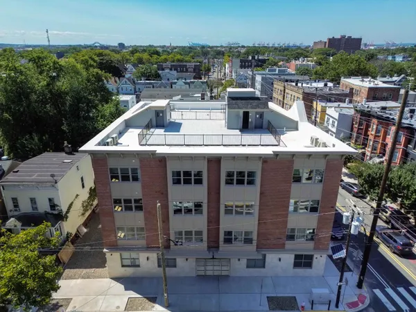 $2,850 | 224 Garfield Avenue, Unit 3D, Jersey City, NJ 07305