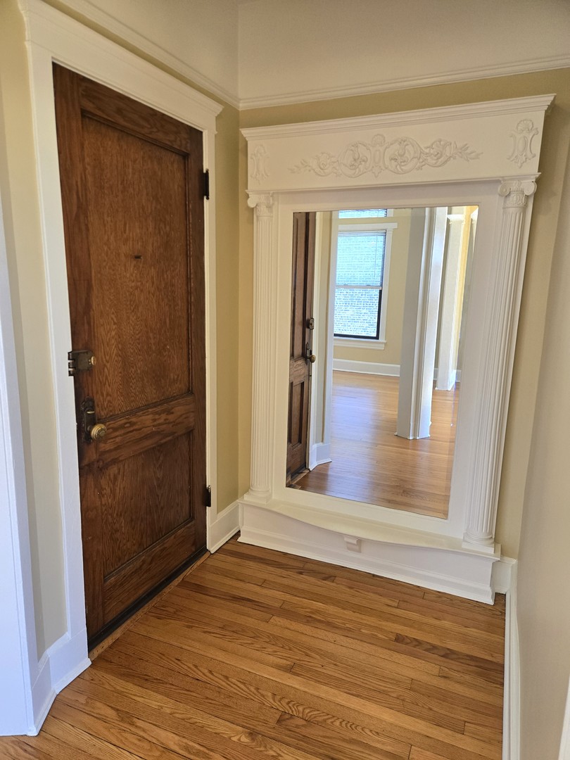 5208 North Clark Street, Unit 3 Chicago, IL 60640 - Photo 2 of 15