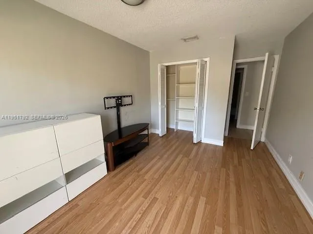 $1,950 | 4113 Northwest 88th Avenue, Unit 203, Coral Springs, FL 33065