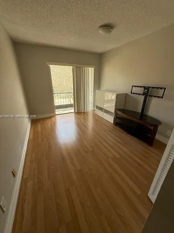 $1,950 | 4113 Northwest 88th Avenue, Unit 203, Coral Springs, FL 33065