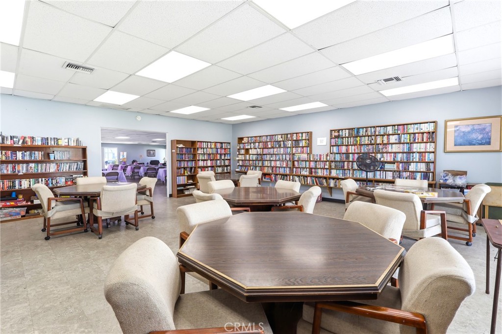 9391 California Avenue, Unit 35 Riverside, CA 92503 - Photo 26 of 32 clubhouse library