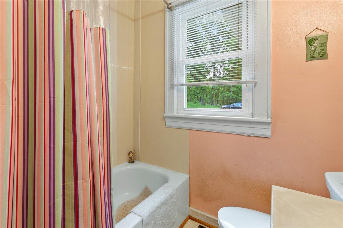 3839 Welcome Valley Road Southeast Roanoke, VA 24014 - Photo 22 of 40 27-27