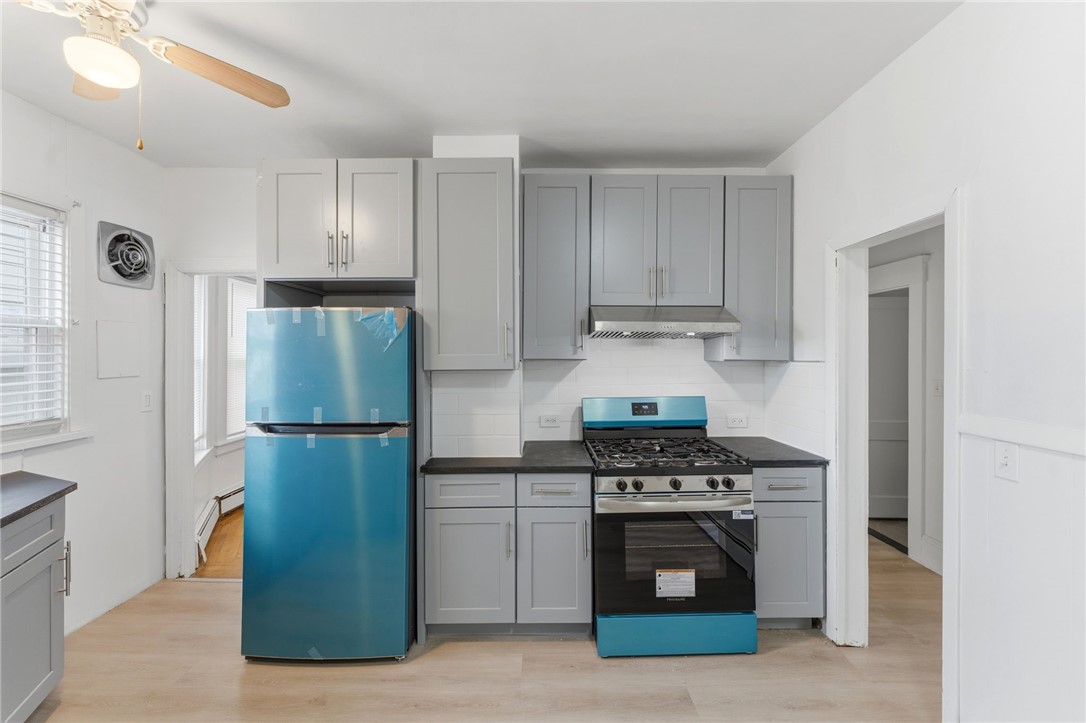 102 Overhill Road Providence, RI 02906 - Photo 11 of 38