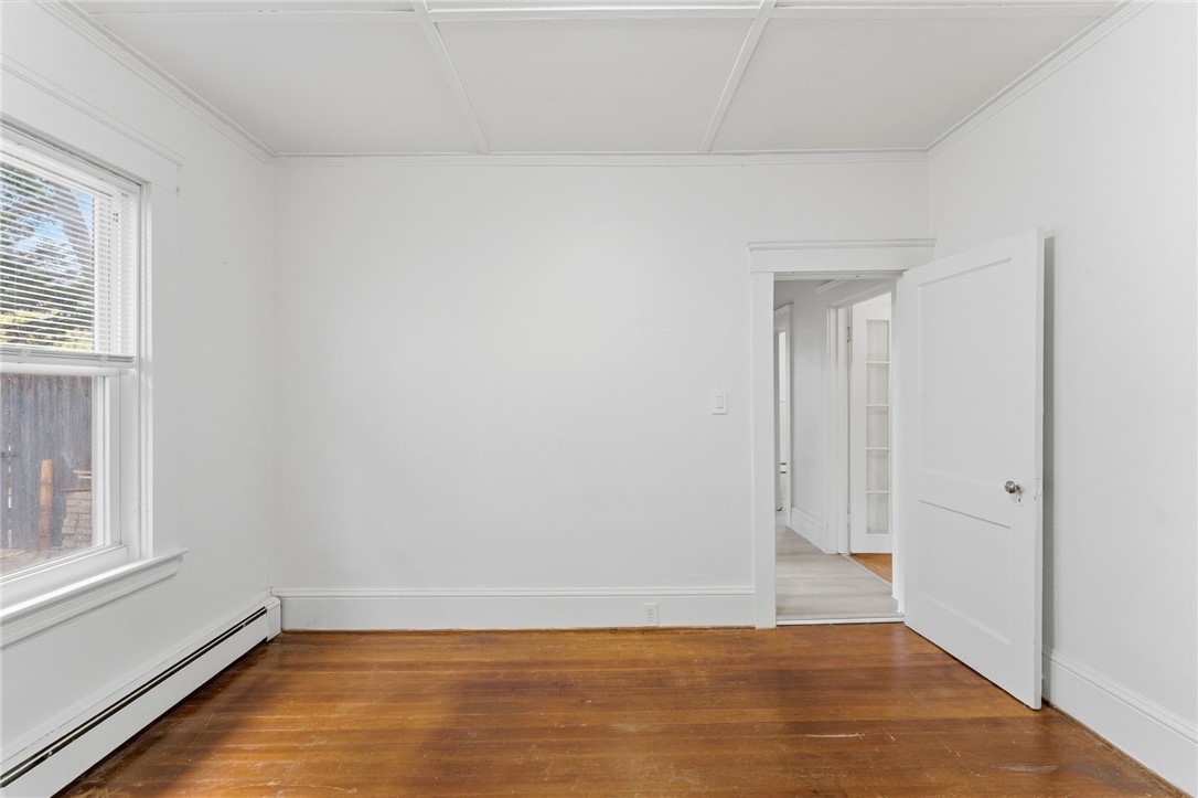 102 Overhill Road Providence, RI 02906 - Photo 19 of 38