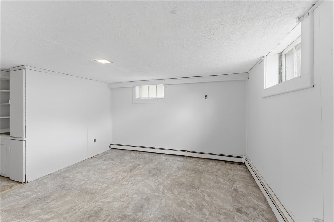 102 Overhill Road Providence, RI 02906 - Photo 25 of 38