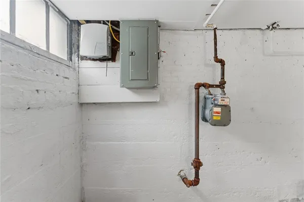 $829,000 | 102 Overhill Road, Providence, RI 02906