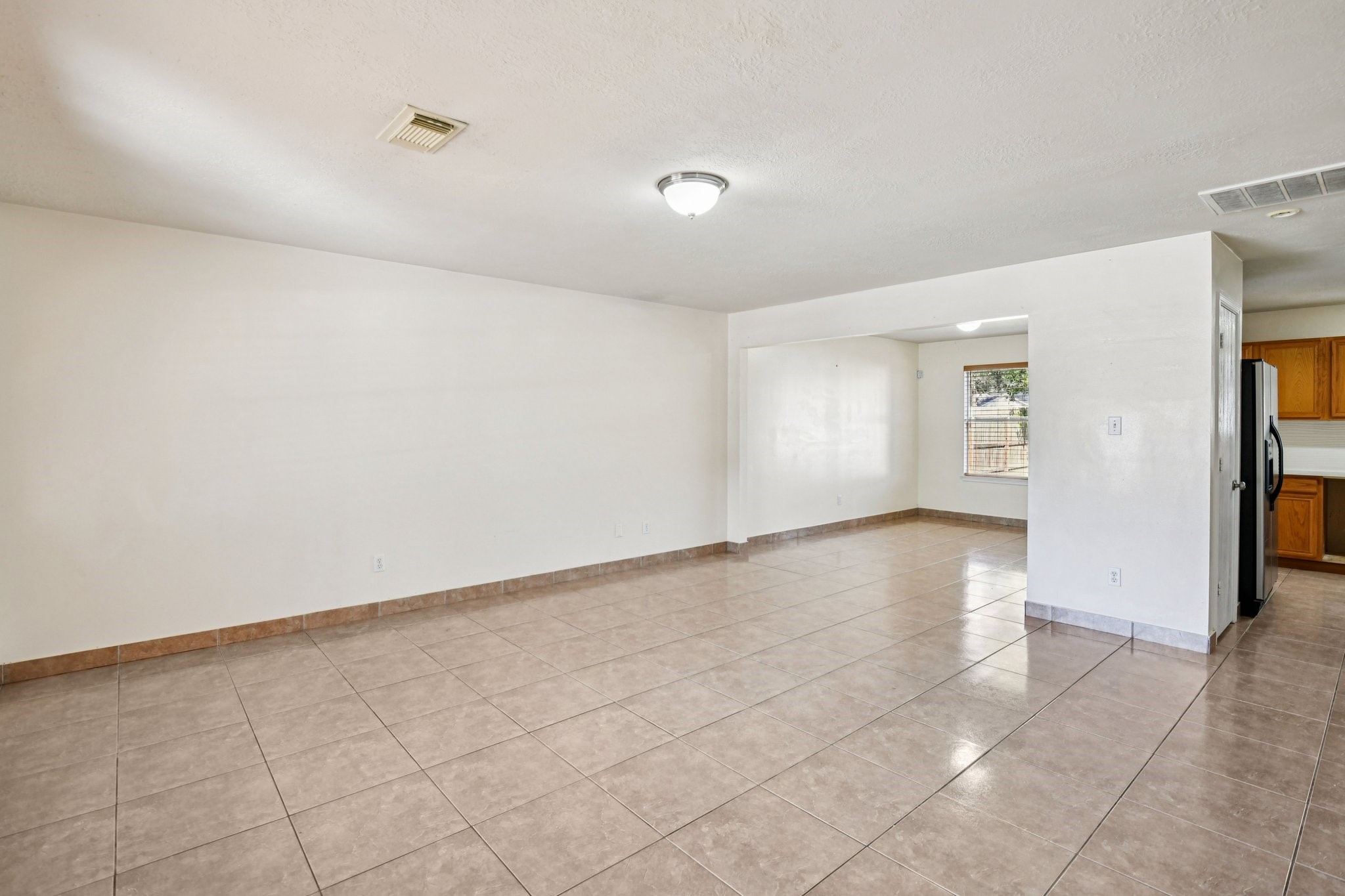 12270 Cobbs Creek Road Houston, TX 77067 - Photo 11 of 42 a view of an empty room