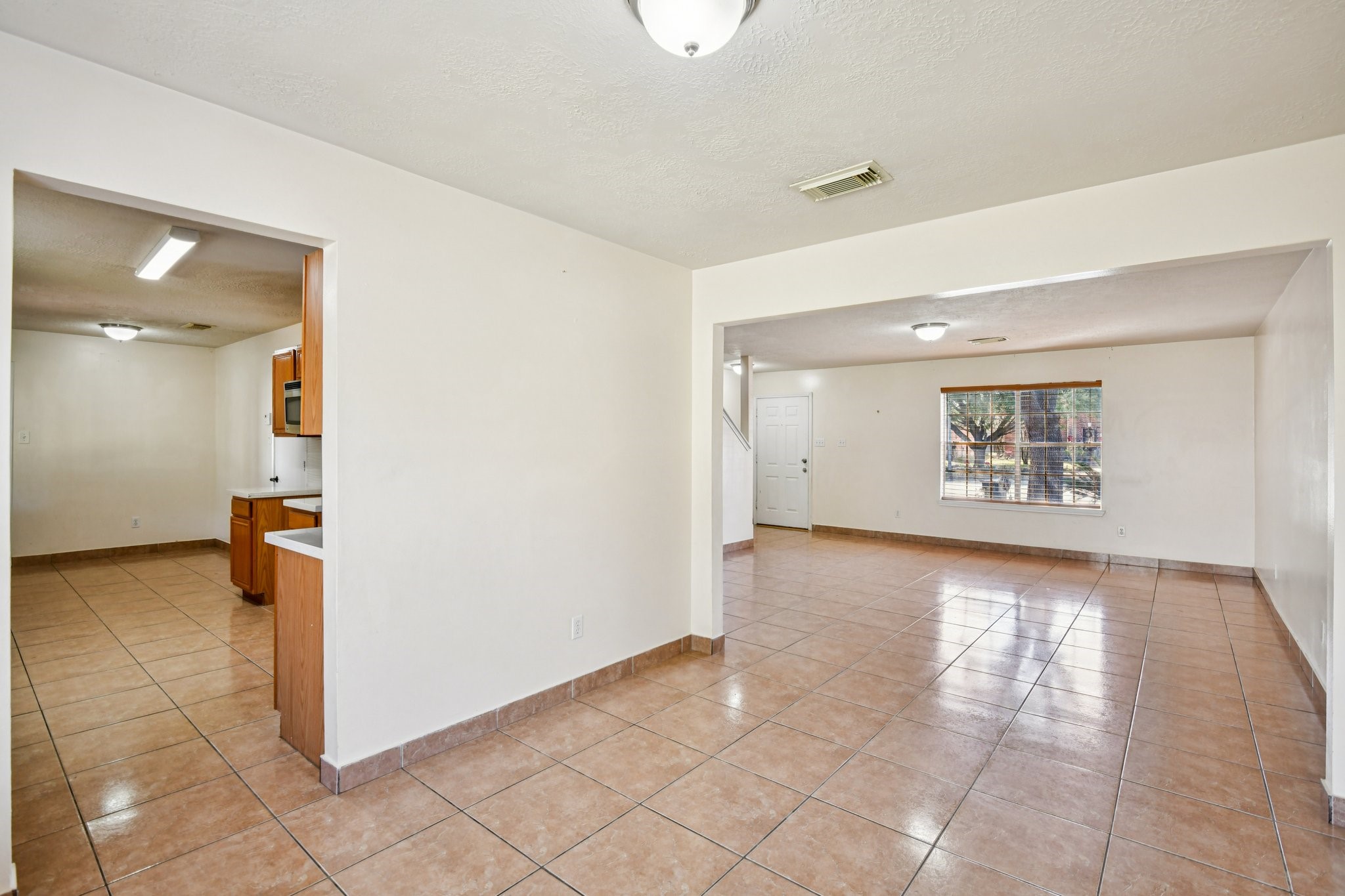 12270 Cobbs Creek Road Houston, TX 77067 - Photo 12 of 42 a view of an empty room