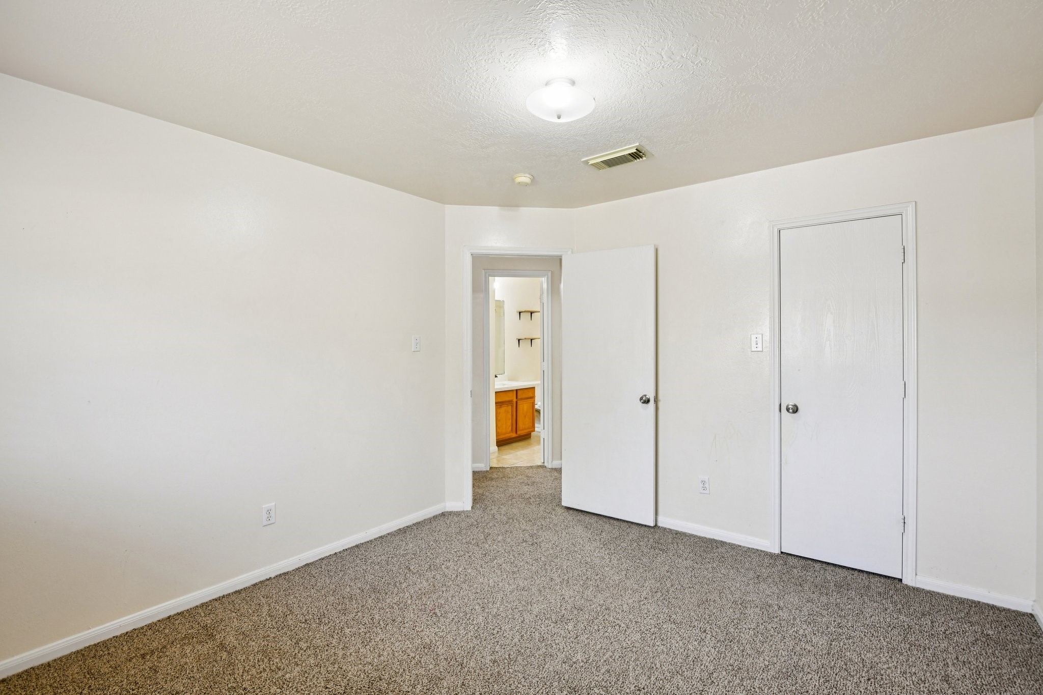 12270 Cobbs Creek Road Houston, TX 77067 - Photo 30 of 42 a view of an empty room