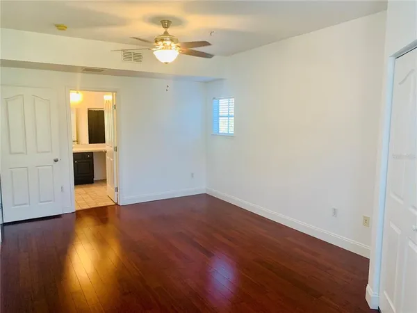 $2,200 | 4207 South Dale Mabry Highway, Unit 2301, Tampa, FL 33611