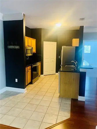 $2,200 | 4207 South Dale Mabry Highway, Unit 2301, Tampa, FL 33611