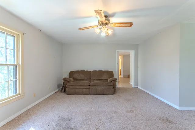 $129,999 | 1317 Shawnettee Road, Collinwood, TN 38450