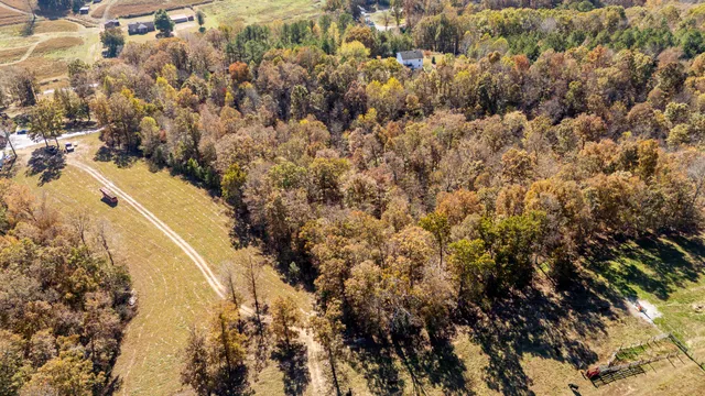 $129,999 | 1317 Shawnettee Road, Collinwood, TN 38450