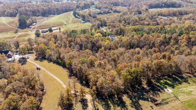 $129,999 | 1317 Shawnettee Road, Collinwood, TN 38450
