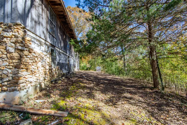 $129,999 | 1317 Shawnettee Road, Collinwood, TN 38450