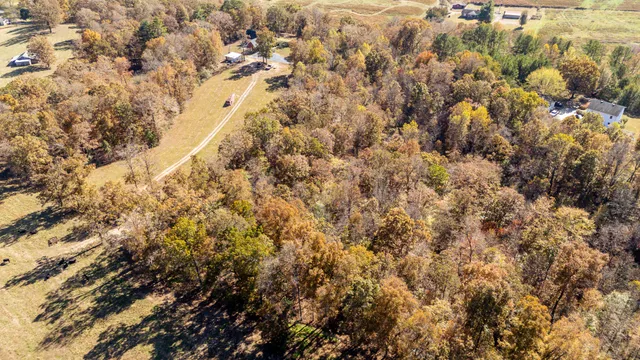 $129,999 | 1317 Shawnettee Road, Collinwood, TN 38450