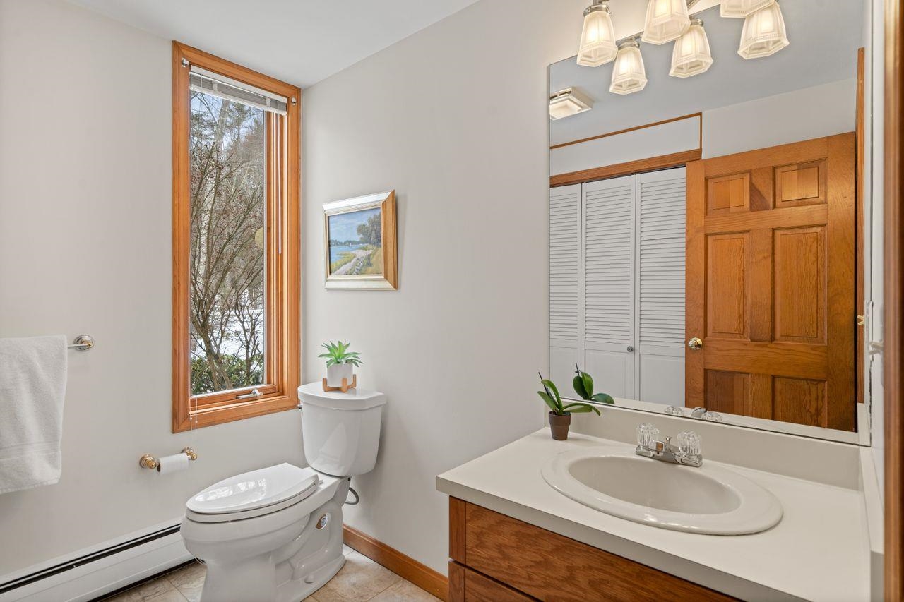 116 Beals Road Bedford, NH 03110 - Photo 23 of 47