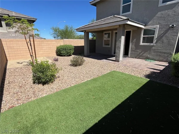 $2,350 | 371 Andy Wheeler Drive, Henderson, NV 89011