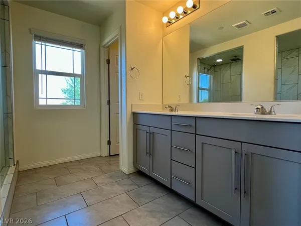 $2,350 | 371 Andy Wheeler Drive, Henderson, NV 89011