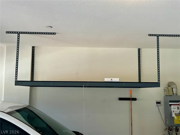 $2,350 | 371 Andy Wheeler Drive, Henderson, NV 89011