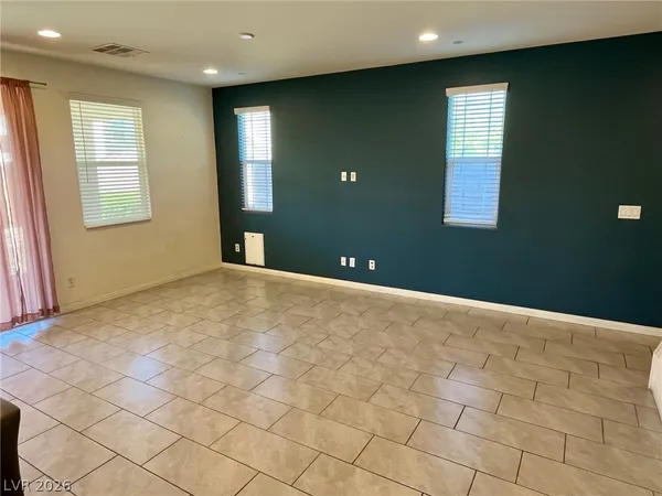 $2,350 | 371 Andy Wheeler Drive, Henderson, NV 89011