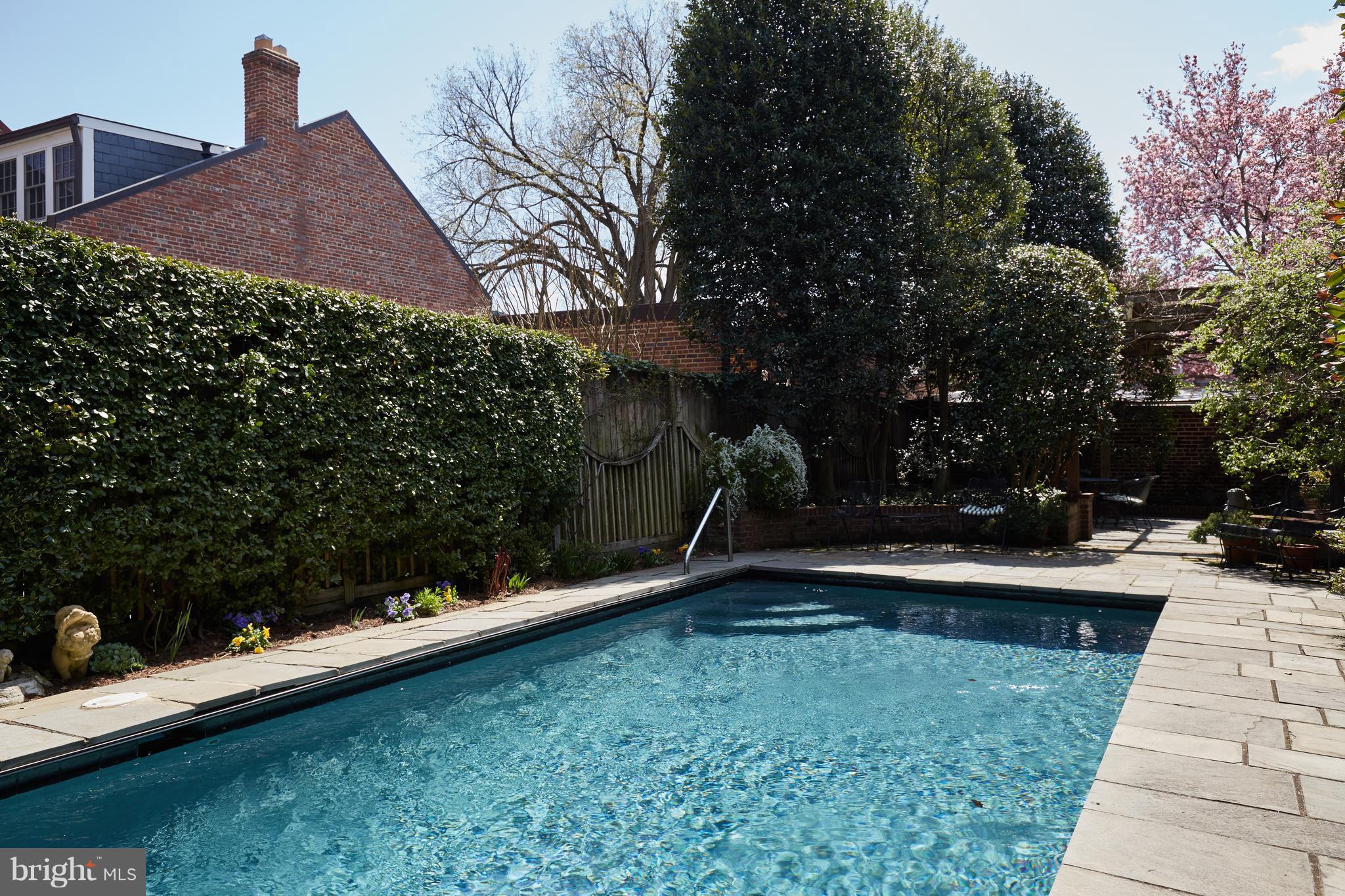 3033 West Ln Keys Northwest Washington, DC 20007 - Photo 6 of 30 a view of outdoor space and yard