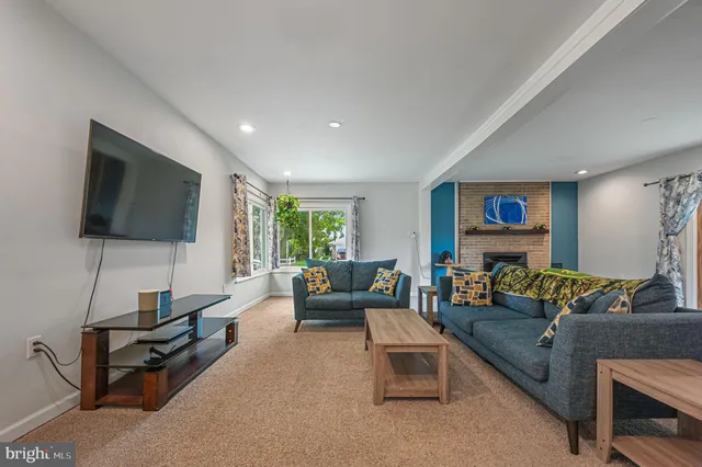 $309,000 | 910 Wilson Drive, Dover, DE 19904