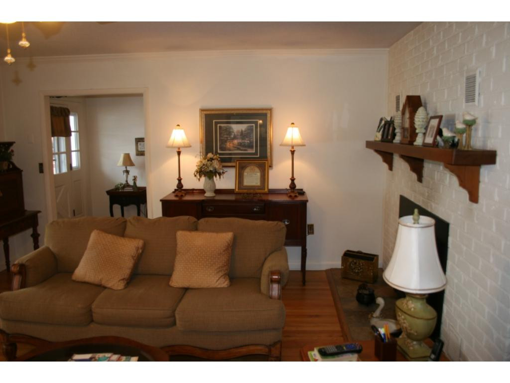 387 Rambo Road Mountain City, TN 37683 - Photo 9 of 35 Photo 9