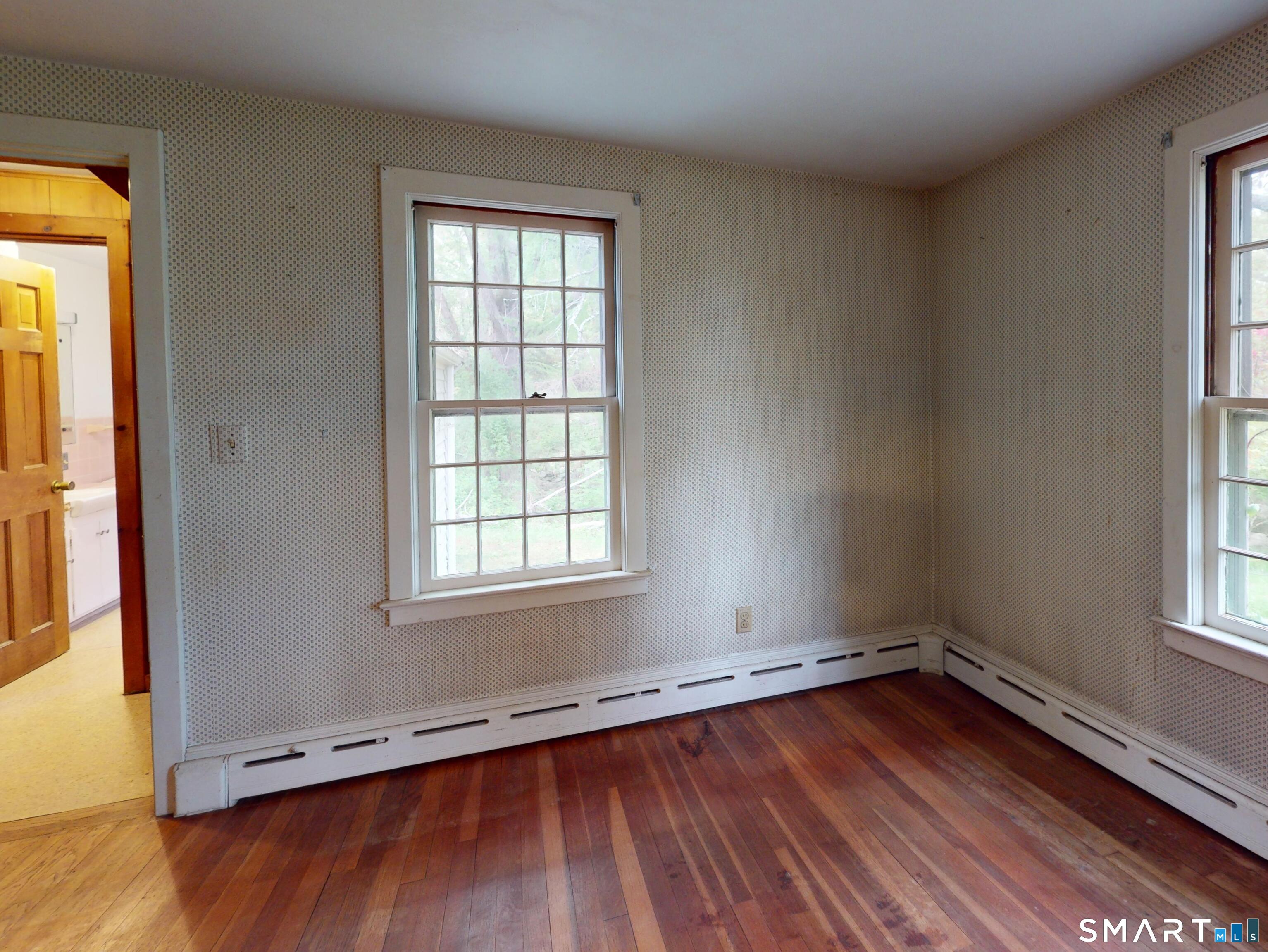 240 Great Neck Road Waterford, CT 06385 - Photo 18 of 34