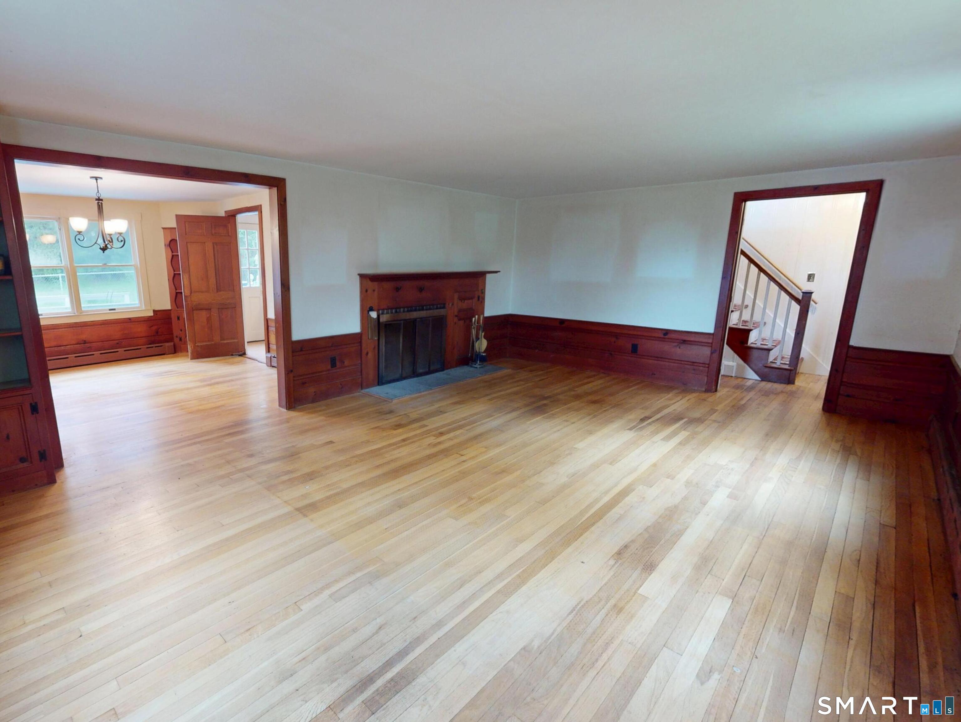 240 Great Neck Road Waterford, CT 06385 - Photo 3 of 34