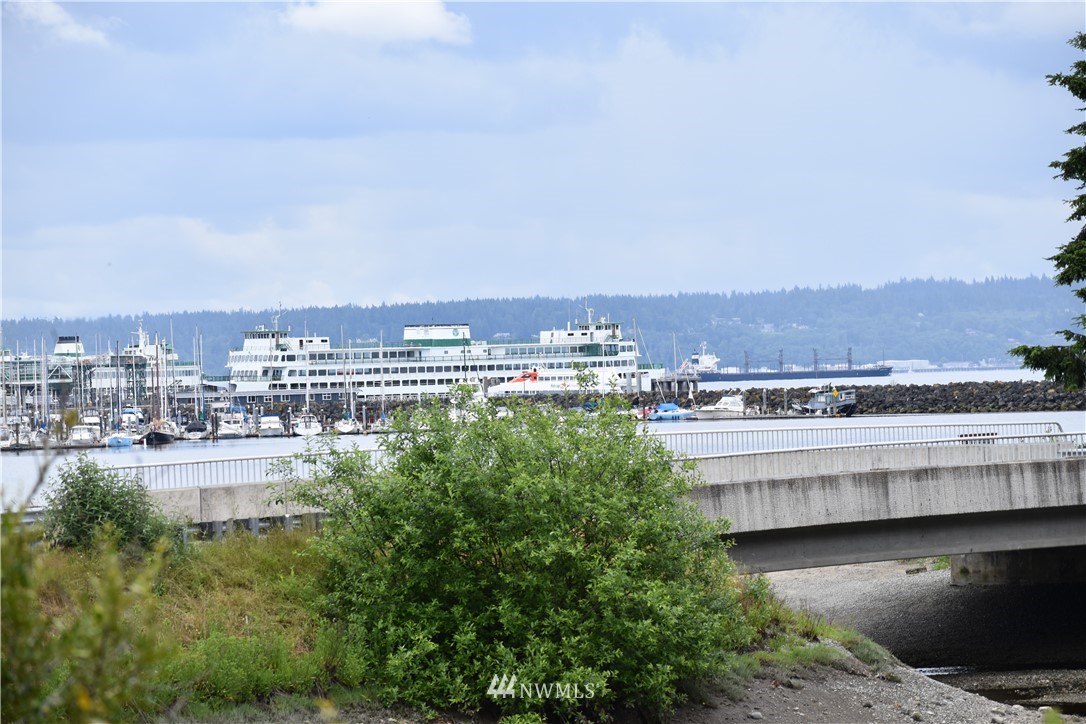 10411 Northeast West Kingston Road Kingston, WA 98346 - Photo 31 of 31 a view of a city