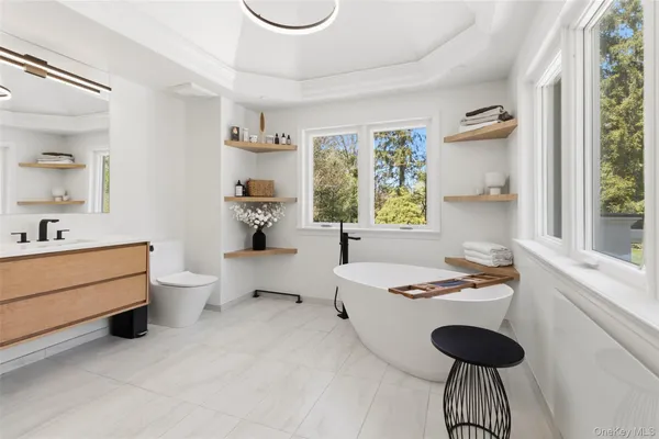 $2,750,000 | 7 Quaker Lane, Chappaqua, NY 10514