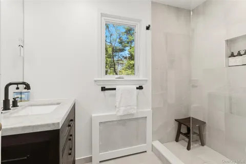 $2,750,000 | 7 Quaker Lane, Chappaqua, NY 10514